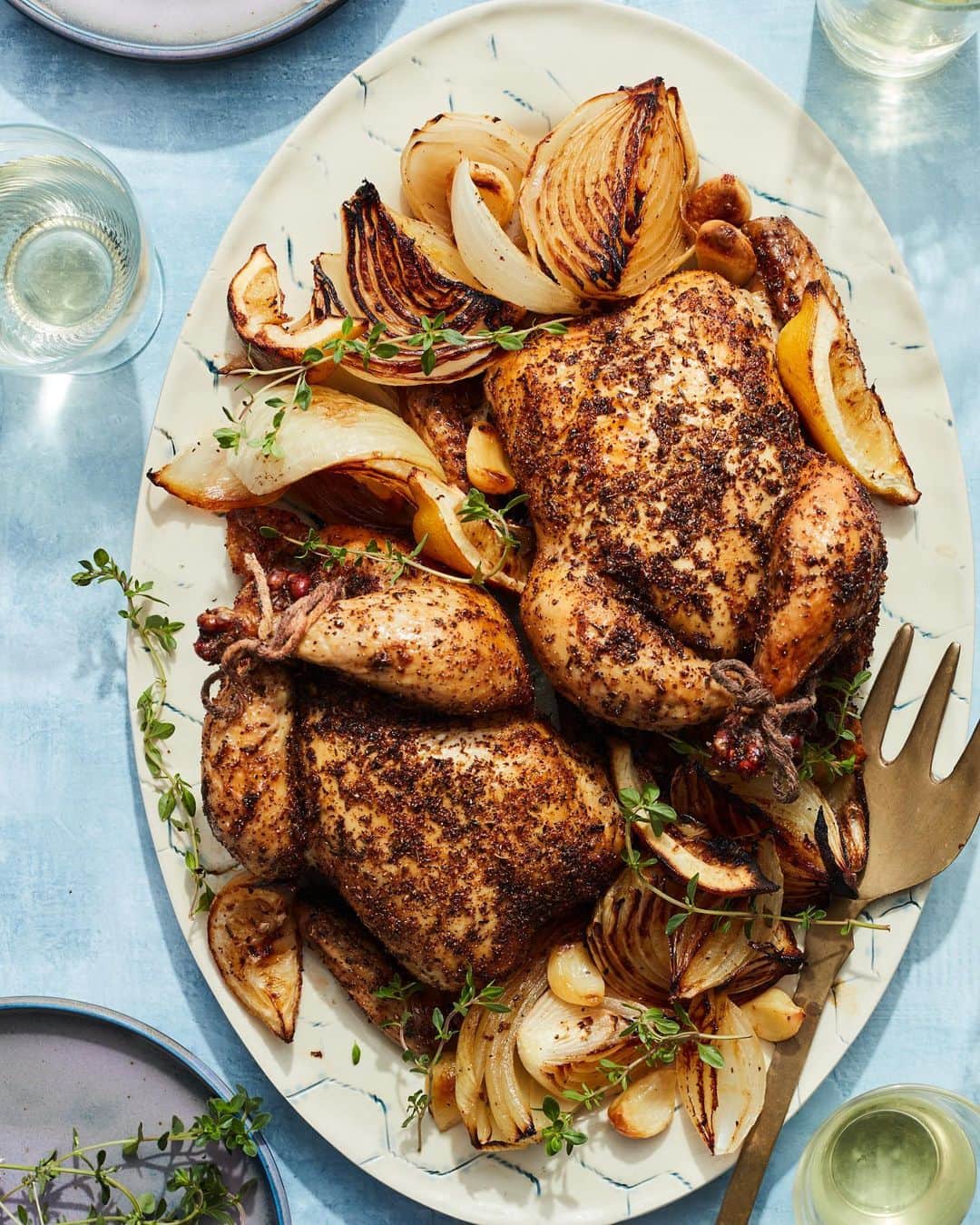 のインスタグラム：「Behold: my dads roasted Cornish hens and OMG I LOVE THESE SO MUCH IT HURTS!! Ya need them for dinner ASAP! Recipe linked in my profile! 🙌🏼 https://whatsgabycooking.com/dads-roasted-cornish-hens/」