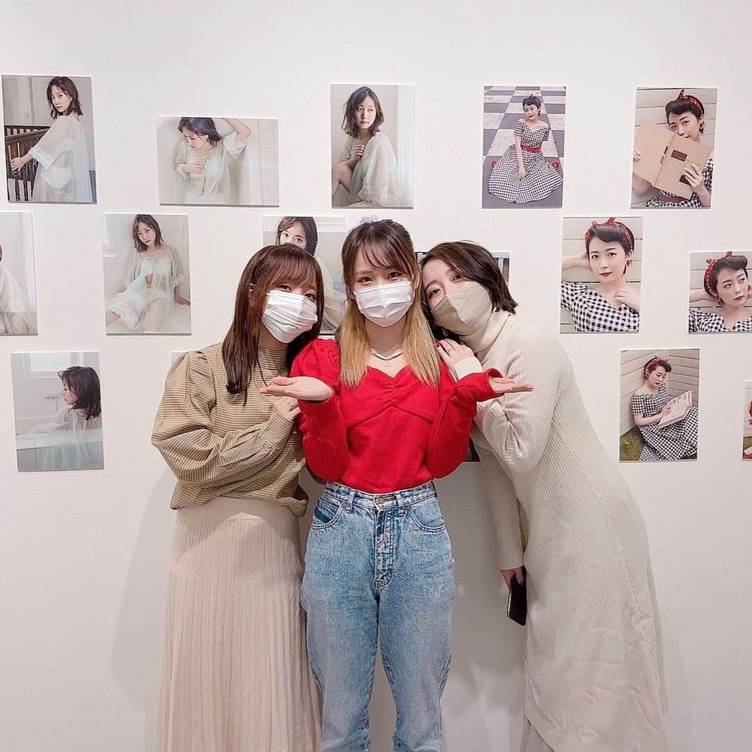 のインスタグラム：「🧁🧁🧁  in HIROSHIGE  GALLERY  初日ありがとうございました！  足を運んでくれた方も写真集やパネルをお迎えしてくれた方も本当に嬉しかったです！ありがとうね  本日はお昼過ぎから顔出しに行きます 入場料などないので何度でもフラッと遊びに来てね」
