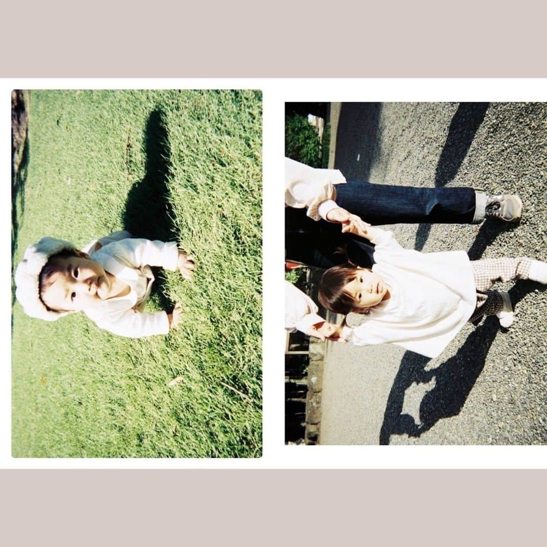 Photobackさんのインスタグラム写真 - (PhotobackInstagram)「毎月スタッフが特に気になった作品をピックアップしてご紹介する「今月の一冊」📕  . 今月の一冊は、おおしたなつかさんの作品「Film days」です😊 . 日常の中にひそむ一瞬のあどけない表情をとらえた フィルムならではのあたたかさがつたわってくる一冊です。 . ページいっぱいに横向きに配置された 斬新なレイアウトが思わず見入ってしまいます✨ . 後半にある総集編ページの中には お子さまのたくさんの表情がつまっていて みていてあたたかい気持ちになります😊💓 . 今月の一冊「Film days」を すべてご覧になりたい方は、 @photoback.jp 本日のストーリーズ、 またはハイライトの「今月の一冊」をチェック！ 公開サイトにアクセスできます👀✨ . #photoback #フォトバック #フォトアルバム #フォトブック #アルバム #フォトブック作成 #フォトブックづくり #photoback今月の一冊 #photoback作品紹介2020 #みんなのphotoback #思い出 #LIFE #Filmdays #フィルム写真 #フィルム #フィルムカメラ #日常 #親子 #家族 #こどもと暮らす #こどものいる暮らし」12月9日 12時15分 - photoback.jp