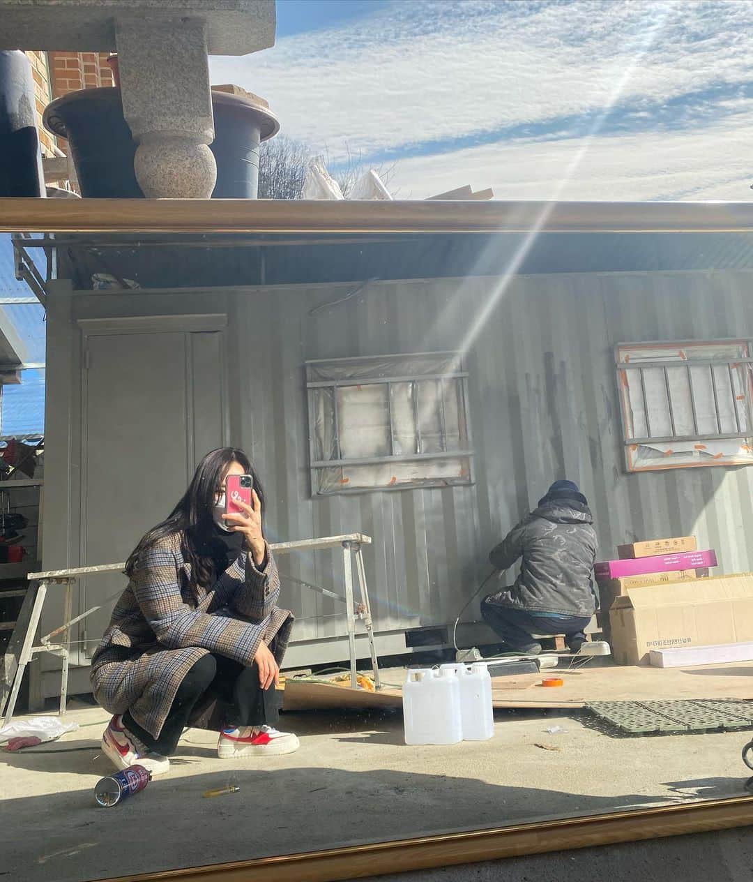 ウォン・ジナのインスタグラム：「아부지..딸 왔는데 너무 안쳐다보는거 아니얌...? 🥺」