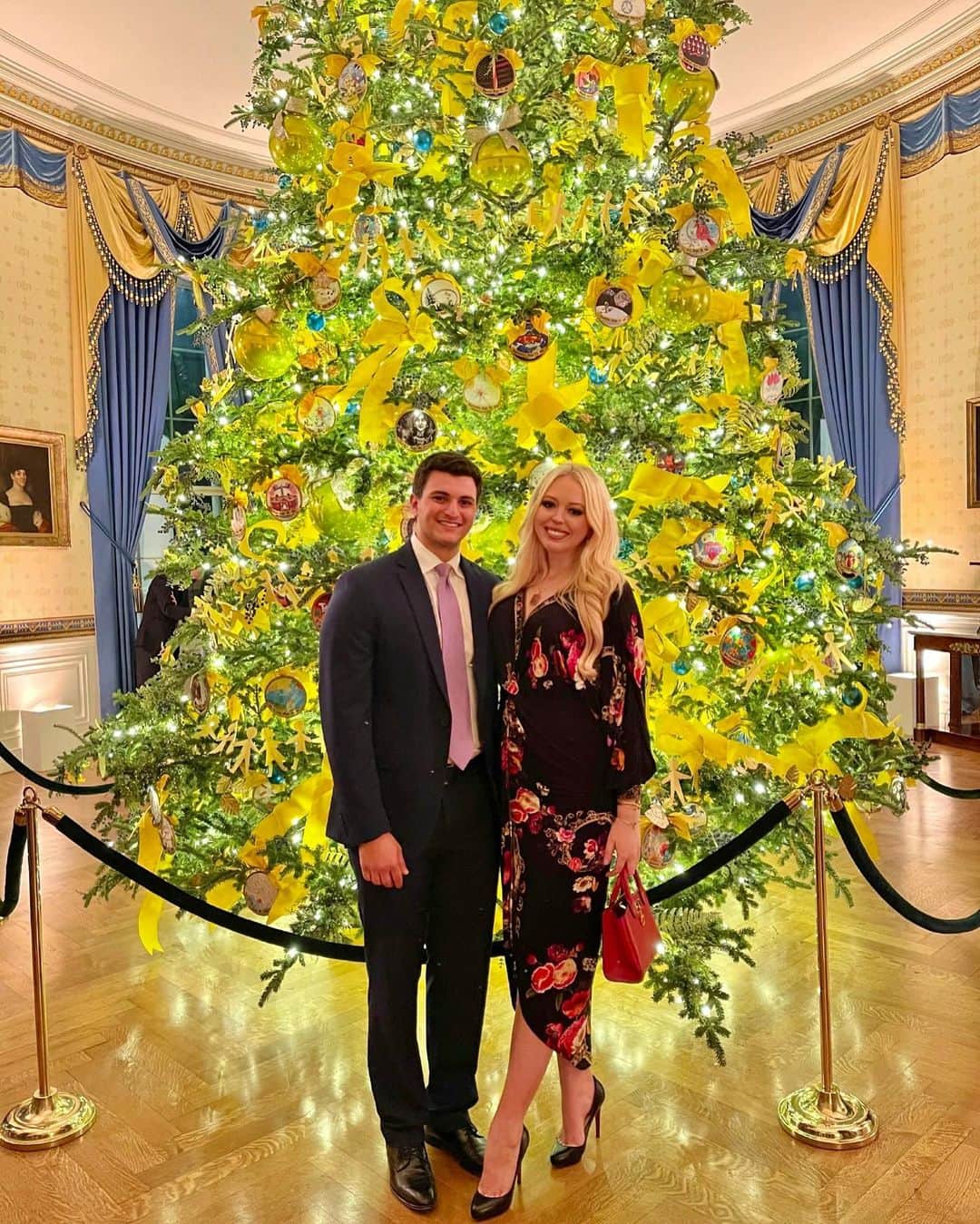 ティファニー・トランプのインスタグラム：「It’s beginning to feel a lot like Christmas 🎄」