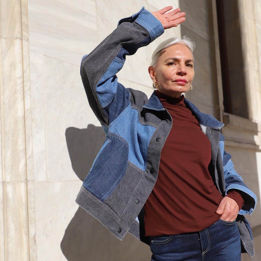 アドリアーノゴールドシュミットのインスタグラム：「For @greceghanem, it’s all about letting your style echo authenticity. “I have a strong-yet-graceful style that represents modern women who seek empowerment and is pretty much in harmony with my mood. Style is personality-related, and you cannot be stylish if you lack self-confidence.” Looking to 2021 for a healthy dose of empowerment and harmony 🙏. Follow as Grece takes over our stories today, she styles her B-Type jeans with The Chels Turtleneck layered with The Kaya Jacket - link in bio.」