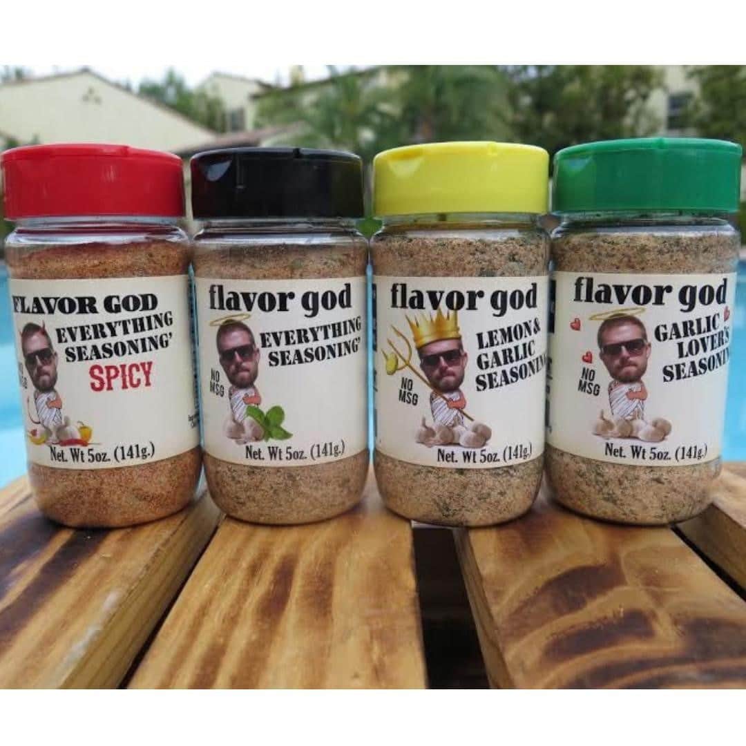 Flavorgod Seasoningsさんのインスタグラム写真 - (Flavorgod SeasoningsInstagram)「Throwback Bottles! Do have any of these Classics?⁠ -⁠ Add delicious flavors to your meals!⬇️⁠ Click link in the bio -> @flavorgod  www.flavorgod.com⁠ -⁠ Flavor God Seasonings are:⁠ 💥ZERO CALORIES PER SERVING⁠ 🔥0 SUGAR PER SERVING ⁠ 💥GLUTEN FREE⁠ 🔥KETO FRIENDLY⁠ 💥PALEO FRIENDLY⁠」12月9日 4時01分 - flavorgod