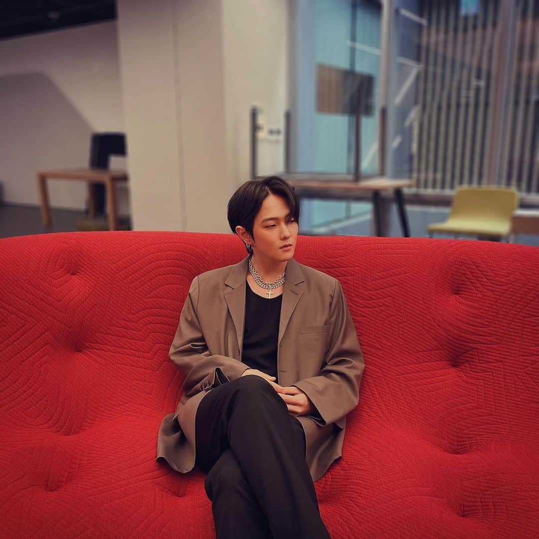 DK（キム・ドンヒョク）さんのインスタグラム写真 - (DK（キム・ドンヒョク）Instagram)「⛄️」12月9日 4時10分 - _dong_ii