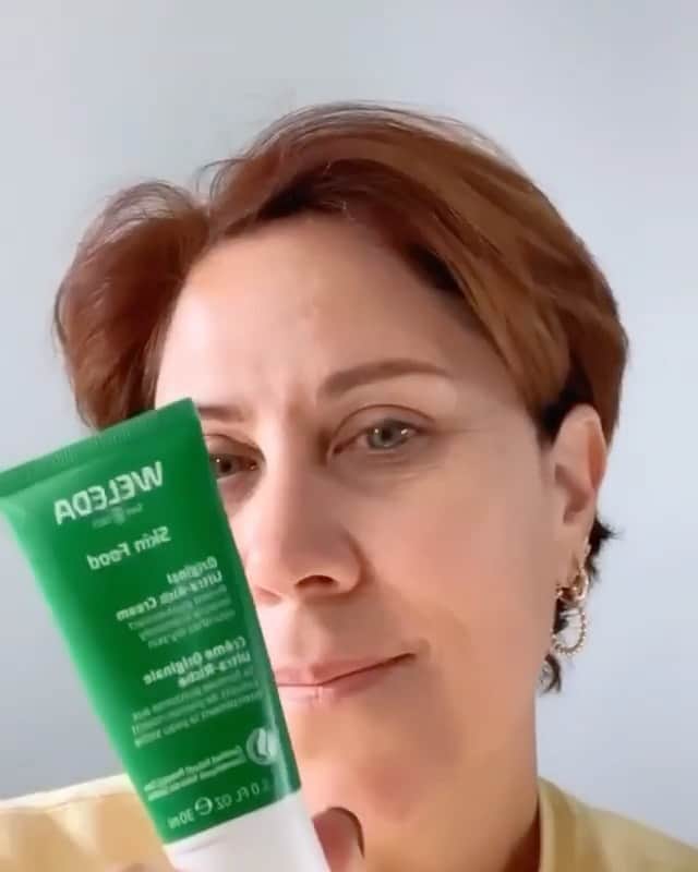 Weledaのインスタグラム：「Winter skin needs extra love and hydration! ✨ @makeupbydeborah shares how she uses Skin Revitalizing Concentrate and Skin Food Original to achieve her glow! #WeledaSkin」