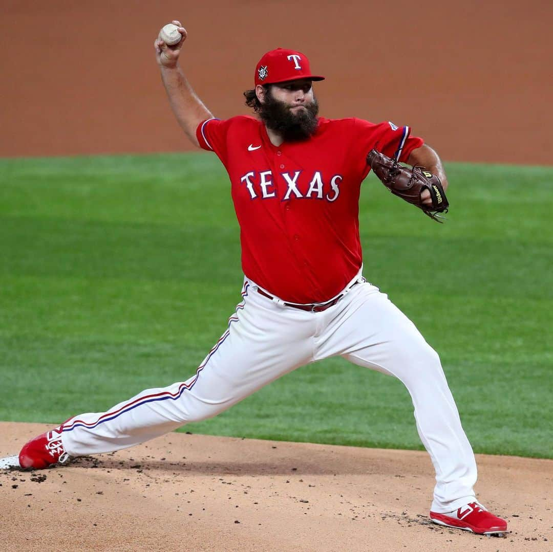 シカゴ・ホワイトソックスさんのインスタグラム写真 - (シカゴ・ホワイトソックスInstagram)「The Chicago White Sox have acquired veteran right-handed pitcher Lance Lynn from the Texas Rangers in exchange for right-hander Dane Dunning and lefty Avery Weems.  Welcome to the White Sox, Lance Lynn!」12月9日 5時04分 - whitesox