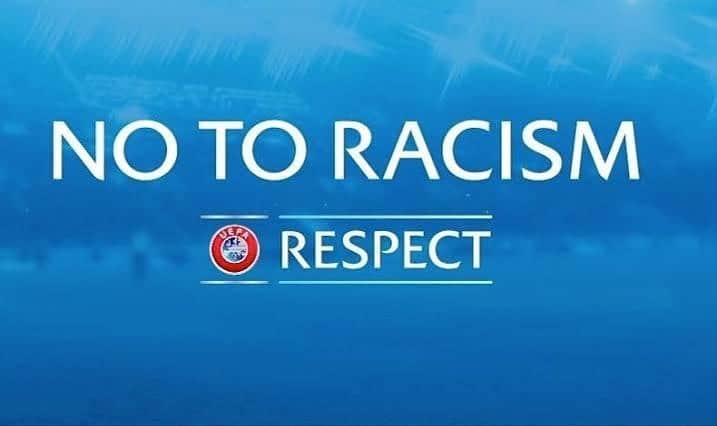 ガラタサライSKさんのインスタグラム写真 - (ガラタサライSKInstagram)「✊🏻✊🏿 NO TO RACISM  #Respect」12月9日 5時39分 - galatasaray