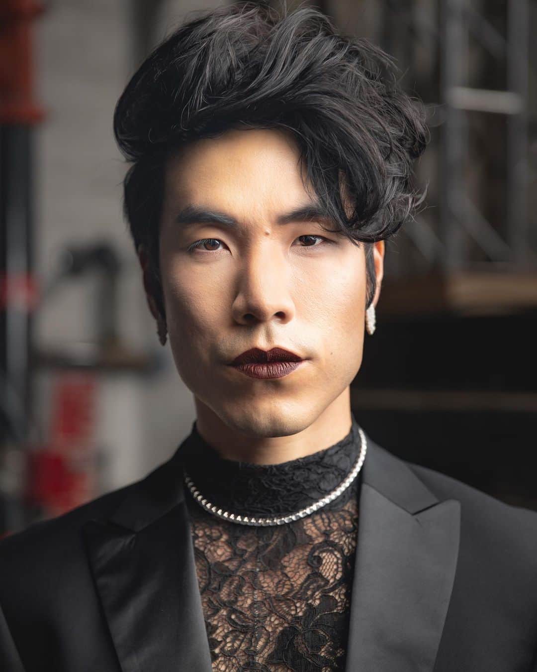 ユージン・リー・ヤンのインスタグラム：「Asian of Chaos™️ (🎟 get your “Behind the Try” @tryguys movie ticket in bio!) Photo by @jdrenes Styling by @romansipe Lipstick by @thebrittnicole」
