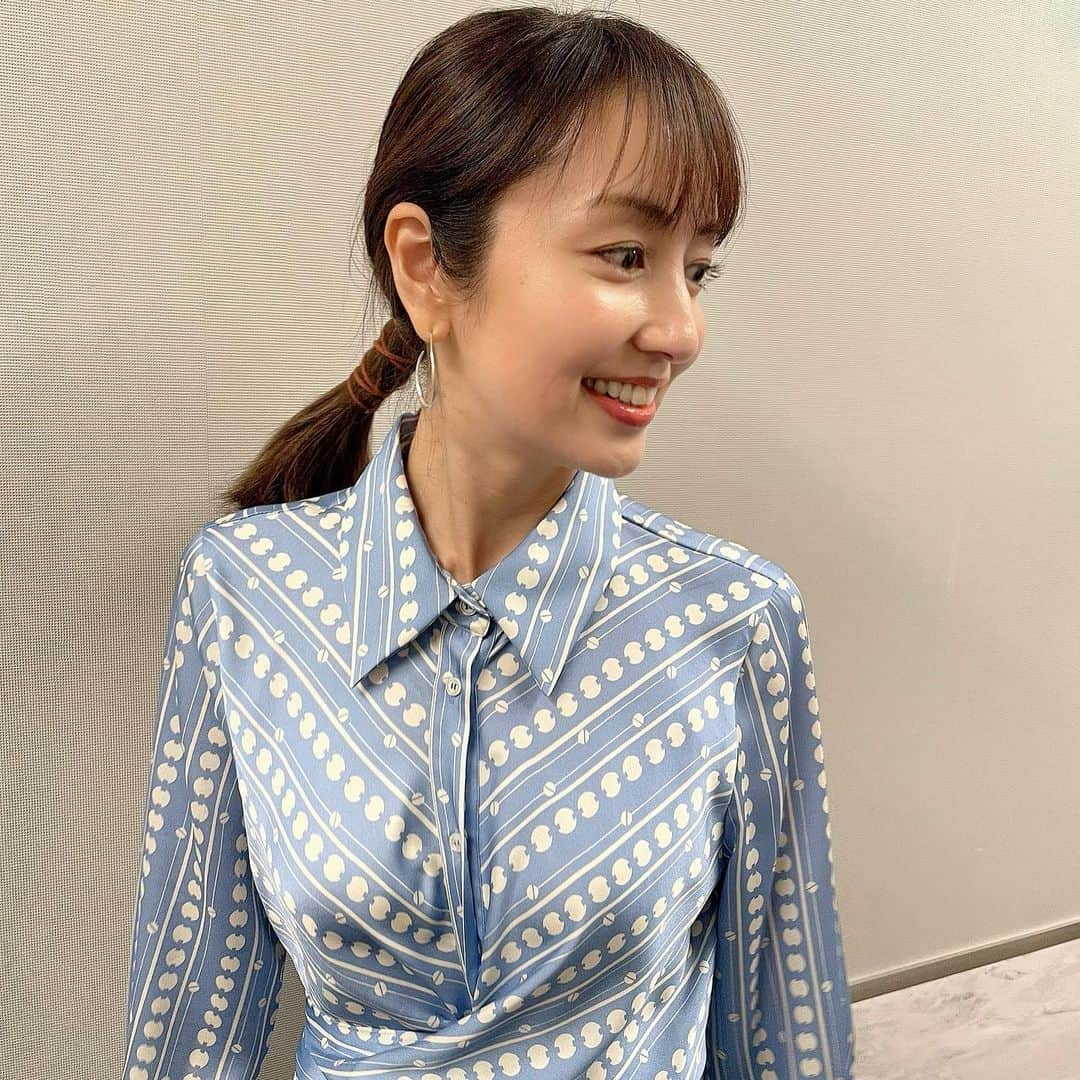 矢田亜希子さんのインスタグラム写真 - (矢田亜希子Instagram)「今週の有田プレビュールームでの衣装は ワンピース @marella_japan  @sanki_official_brand  ジュエリー @georgjensen」12月9日 7時38分 - akiko_yada