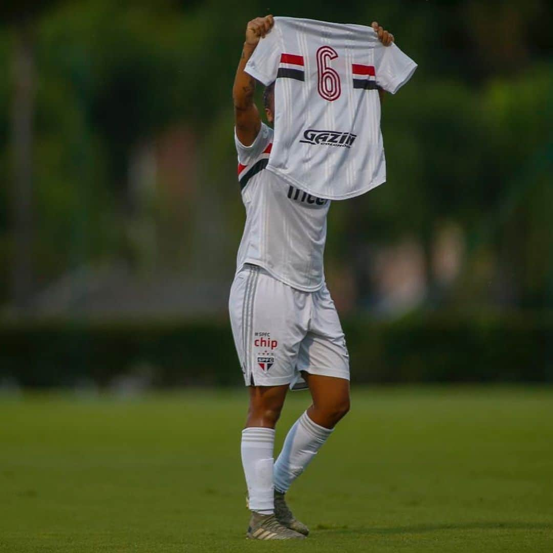 São Paulo FCさんのインスタグラム写真 - (São Paulo FCInstagram)「NA FINAL!  Tricolor vence o Taubaté, por 3 a 0, no CFA Laudo Natel, e se classifica para a decisão da Copa Paulista Feminina!  ⚽️ Jaqueline ⚽️ Bruna ⚽️ Ana Cris  #FutebolFemininoTricolor #VamosSãoPaulo 🇾🇪」12月9日 8時10分 - saopaulofc