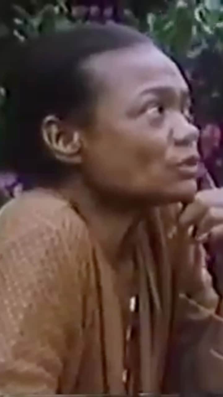 コモンのインスタグラム：「"I think there’s nothing in the world more beautiful than falling in love. But falling in love for the right reason, falling in love for the right purpose." Eartha Kitt.」