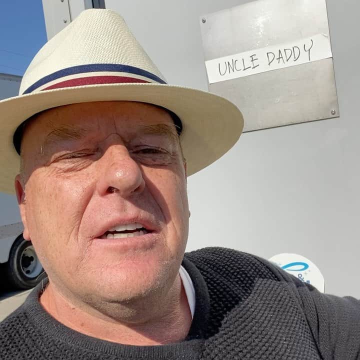 ディーン・ノリスのインスタグラム：「That’s a wrap for #uncledaddy on @clawstnt  Gonna miss my show and the city of New Orleans #neworleans」