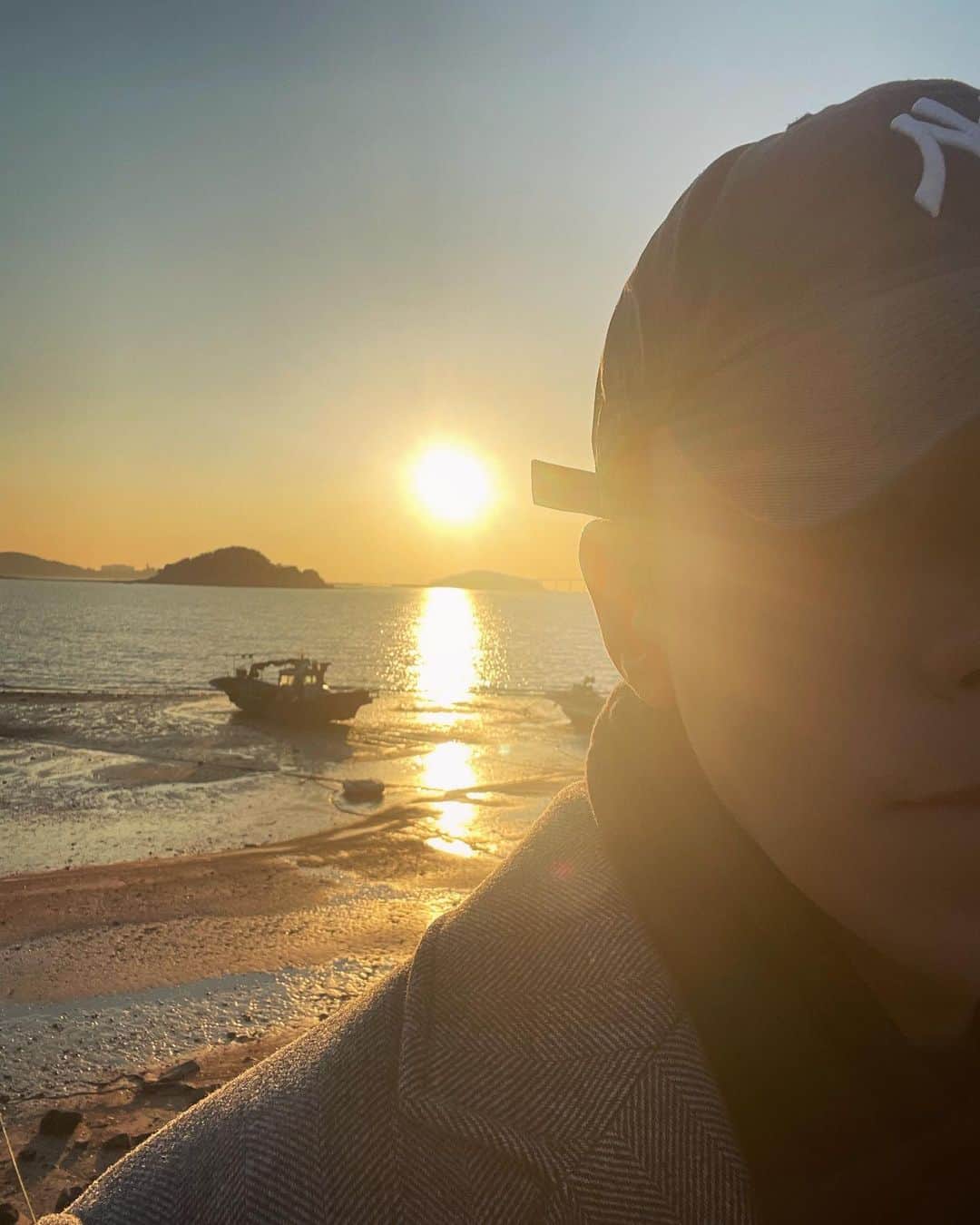 ユン・ヒョンミンのインスタグラム：「꿀모닝🌞」