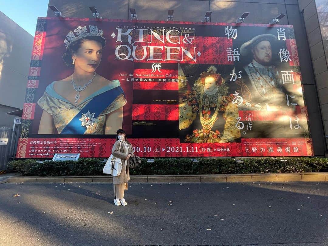 田名部生来さんのインスタグラム写真 - (田名部生来Instagram)「. すいてる美術館巡りが ほんとに幸せです。 ここ10年で上野で しっかり展示 見れるの初めて...笑 . 姫より女王の称号がいい👸🏻笑 英国には長年 インスパイア受けて おります故。 Netflixのザ・クラウンに ハマっております。  #おばショット   #kingandqueen展」12月9日 9時32分 - mnkspnpn