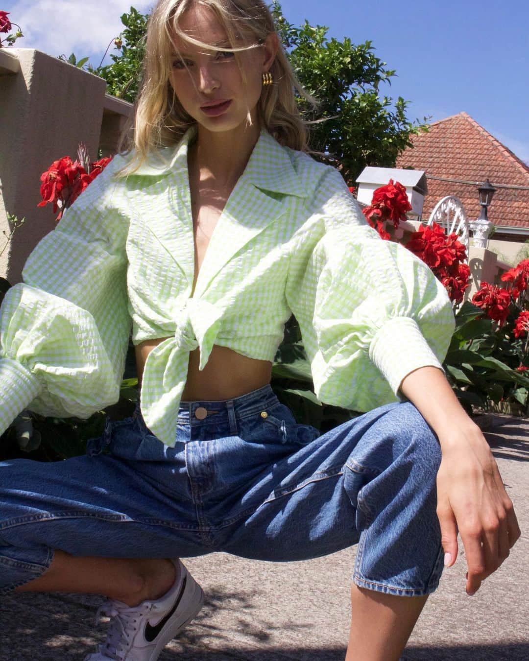 アリスマッコールのインスタグラム：「Giddy for gingham 💚 #aliceMcCALL」