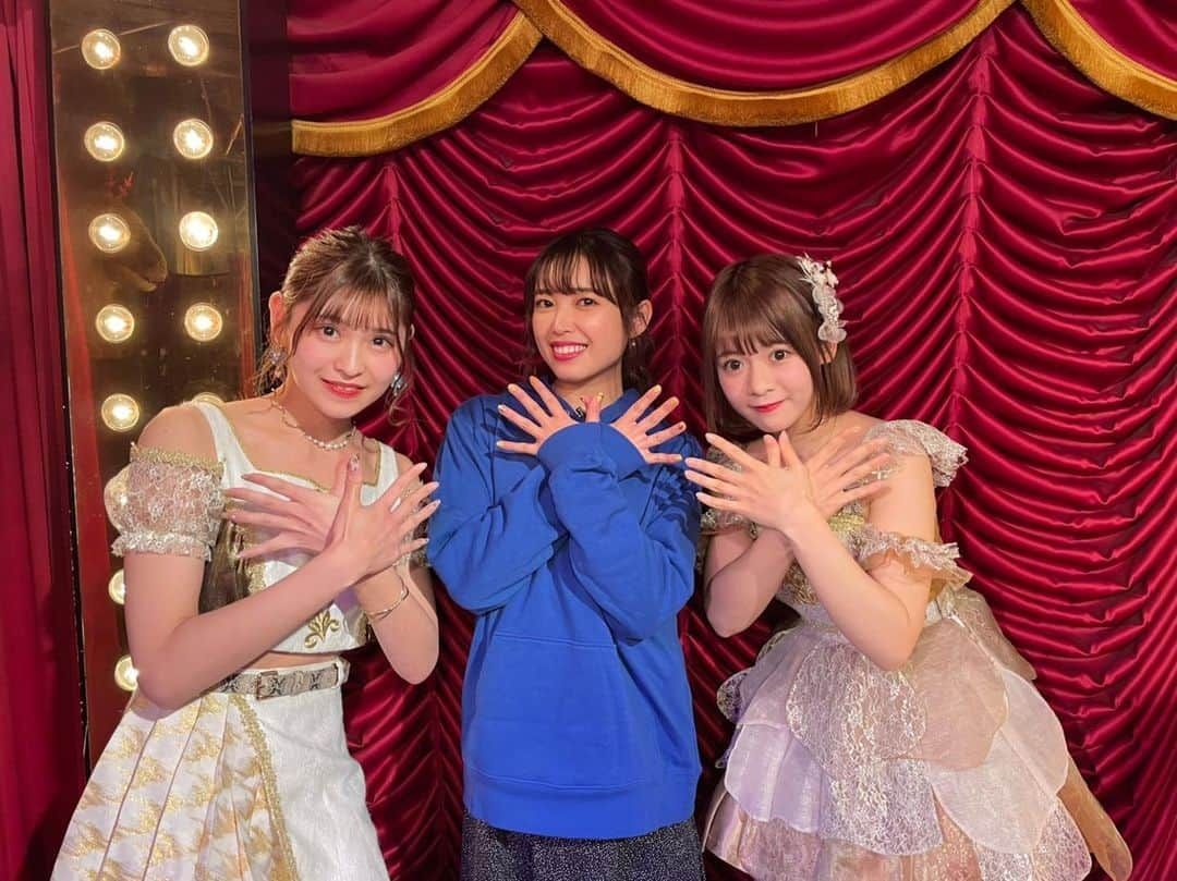 中島早貴さんのインスタグラム写真 - (中島早貴Instagram)「Rakuten LIVE 『MUSIC PARADE -girls talk-』 ご視聴ありがとうございました💓 　 ゲストは  『アルテミスの翼』 メドゥーサ・カコさん ​セイレーン・コトリさん 　 名前のパンチ強いけど、2人ともお人形みたいに可愛くて、自分がしっかりあり面白い子達でした😂✨ プロデュースさんによるアニメパロディしまくり戦略が潔すぎて圧巻です😳！ 自己紹介が寸劇なの斬新！！！！！ 他のメンバーのも気になりますね🤔 10月に始動したばかりのグループ。 第一弾のPVパロディは聖闘士星矢のパロディ気になる方は是非ご覧くださいませ💁‍♀️ 　 #アルテミスの翼 #メドゥーサカコ さん​ #セイレーンコトリ さん 　 #エムパレ」12月9日 20時39分 - saki__nakajima__uf