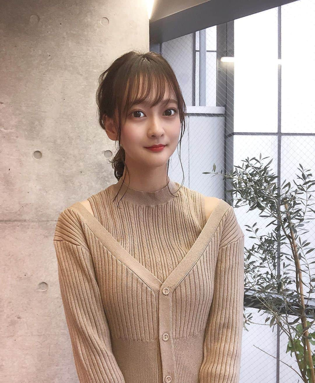 神崎菜緒（なをまる）さんのインスタグラム写真 - (神崎菜緒（なをまる）Instagram)「ㅤㅤㅤㅤㅤㅤㅤㅤㅤㅤㅤㅤㅤ 衣装が可愛いとテンション上がる🤏🏼🕊  🤏🏼←きゅんですの指に似てない？笑」12月9日 20時45分 - nao_snow