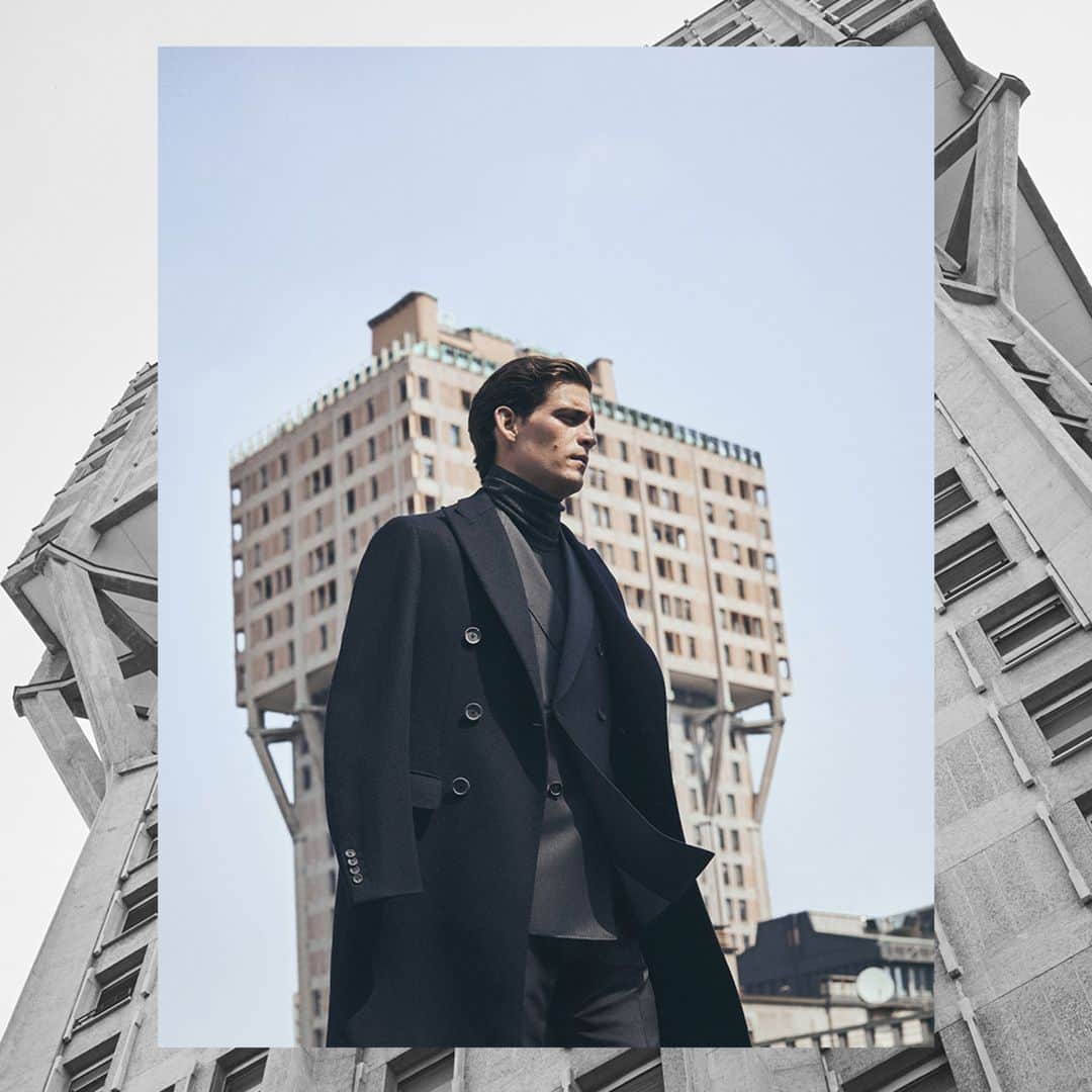 のインスタグラム：「Italian masterpieces. The iconic shape of Torre Velasca paired with the sartorial tradition of Pal Zileri⁣ #PalZileri #FW20 #EffortlessAttitude⁣ ⁣ @stefanogaluzzistudio @vankhokhlov @davebramby @marco__rossetti @giulioggv」