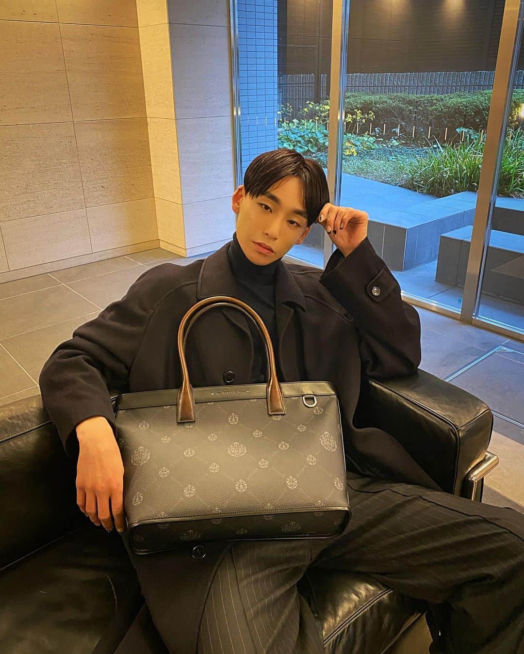 のインスタグラム：「Legend is timeless yet, it evolves  #TaikiNoah#berluti#berluticrew」