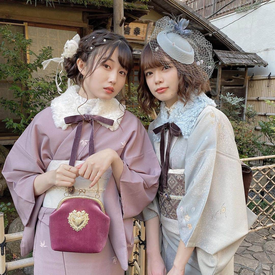 増澤璃凜子さんのインスタグラム写真 - (増澤璃凜子Instagram)「@lilienroom のティペットを 着物と合わせてみたよ🥺 . とーっても可愛い🥺🥺🥺🤍🤍 コートと合わせるのは勿論、お着物でも 是非真似して合わせてみてほしいです！！ 久しぶりのれいなちゃんと🐩 こんな可愛いママ強すぎ、、、！！ . ご協力頂いた @plus.asakusa さん ありがとうございました🌸 どの着物も可愛くて選ぶの楽しかった〜！！ #lilienroom #tippet #着物 #着物コーディネート #着物レンタル #着物女子 #浅草着物レンタル」12月9日 21時32分 - ririkomasuzawa