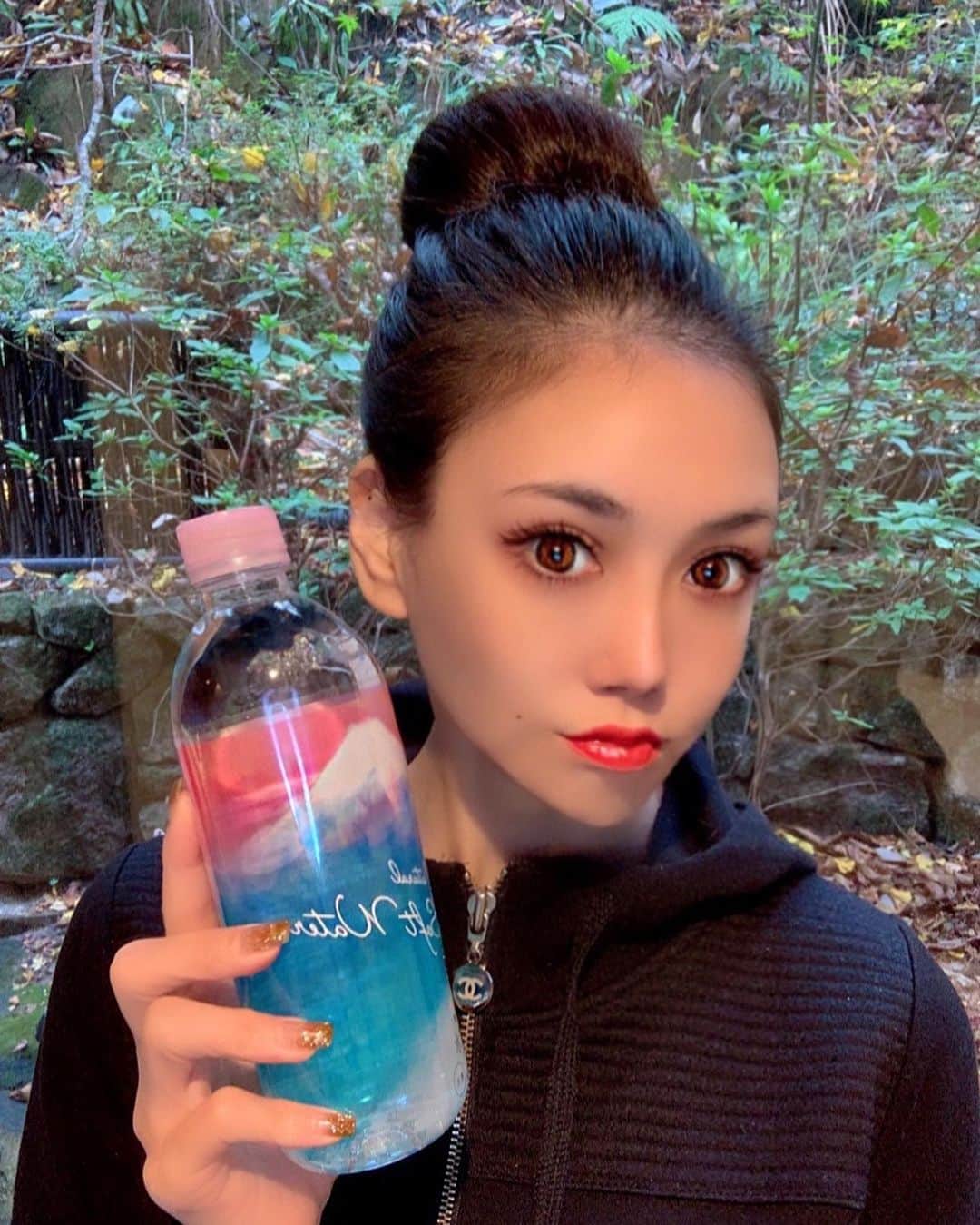 百合華さんのインスタグラム写真 - (百合華Instagram)「#プラズマ解離水  @plasma_kairisui   #細胞を潤す水  #プラズマ解離水始めました」12月9日 13時08分 - yurika.lovelily