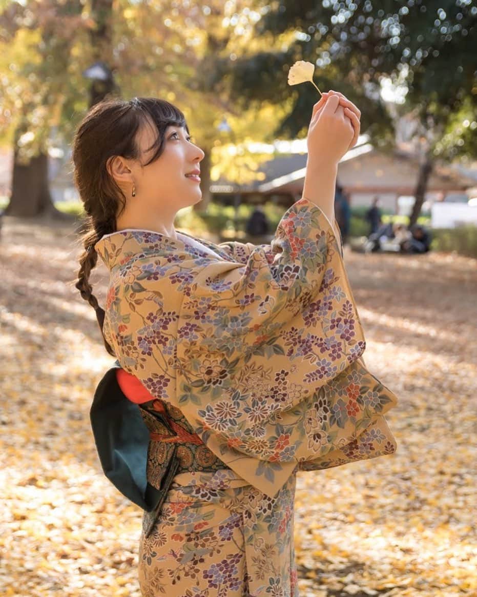 のインスタグラム：「ちいさい秋みぃつけた  もう冬だけど」