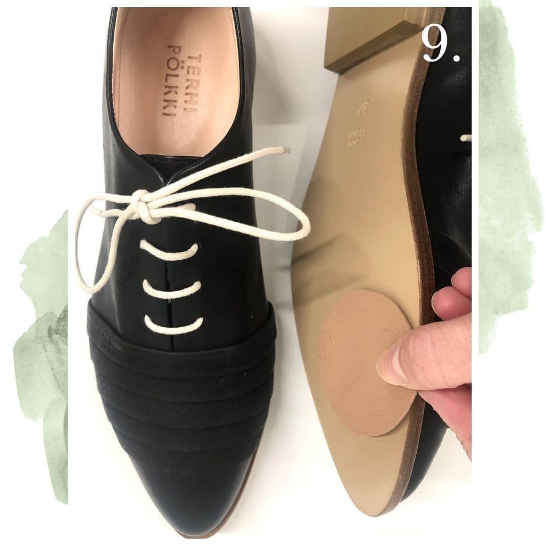 テーリポルキのインスタグラム：「ADVENT CALENDAR #9 🕯 Free resoling for your Terhi Pölkki shoes 💫⠀⠀⠀⠀⠀⠀⠀⠀⠀ We stand for longevity and to guarantee that, we want to offer shoe care for your Terhi Pölkki shoes. Bring your Terhi Pölkki shoes to our store in Helsinki and we will take them to resoling for free (normally 35€).⠀⠀⠀⠀⠀⠀⠀⠀⠀  Please note that resoling is only for shoes that have leather soles. You can bring the shoes to our store by the end of the week (13.12.) The offer is valid only in Helsinki and you need to bring your shoes to the store personally. Max 1 pair / customer. ⠀⠀⠀⠀⠀⠀⠀⠀⠀ #TERHIPÖLKKI #terhipölkkistore #finnishdesign #sustainable #footwear #christmas #calendar #christmascalendar」