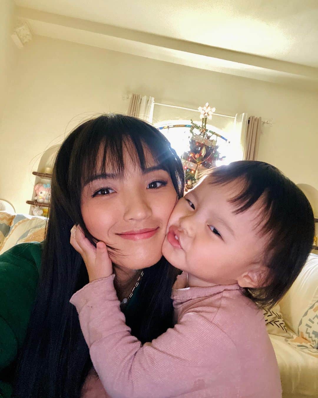 ルピン・ワンさんのインスタグラム写真 - (ルピン・ワンInstagram)「Hi~ new selfie ~😝🥰」12月9日 15時15分 - lupingwong