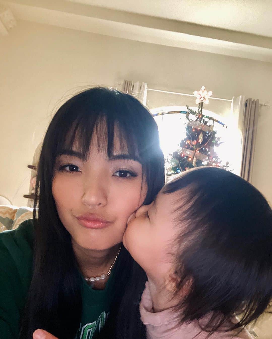 ルピン・ワンさんのインスタグラム写真 - (ルピン・ワンInstagram)「Hi~ new selfie ~😝🥰」12月9日 15時15分 - lupingwong