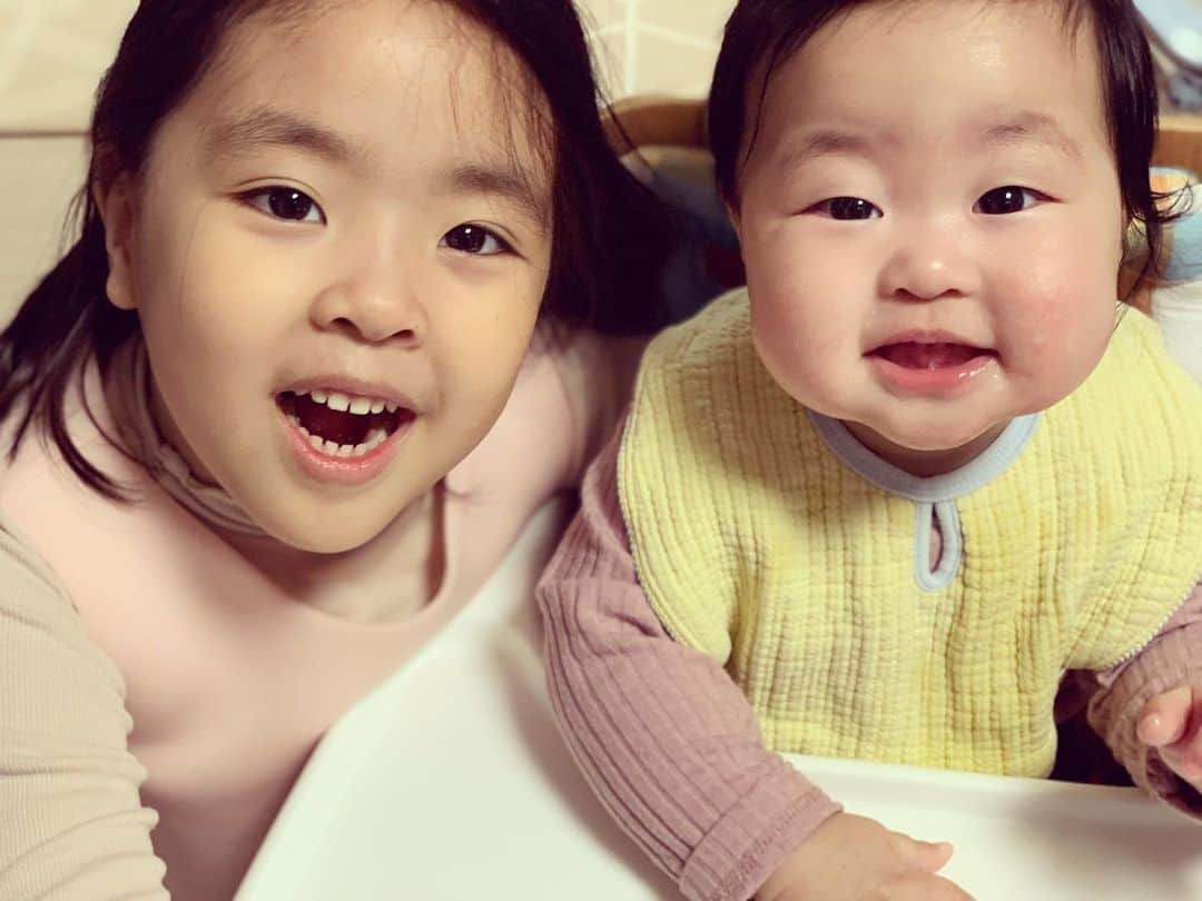 イ・ユンジのインスタグラム：「엄마 춤... 빨리 웃어 소울아. 그래야끝나. #1892일과237일#인생선배의조언」