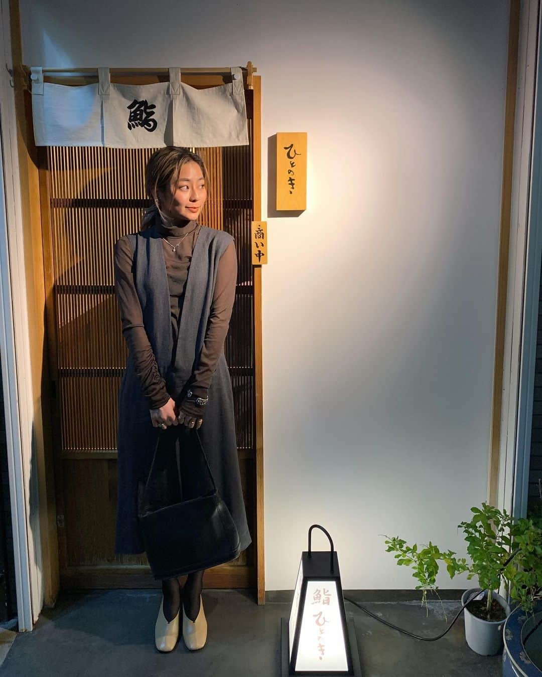 のインスタグラム：「美味しかった楽しかった🥺💖 素晴らしい時間を過ごさせてもらいました！ ゆうさんのお寿司だいすきです🍣 豪徳寺また来たいな♡ . #みづきふく」