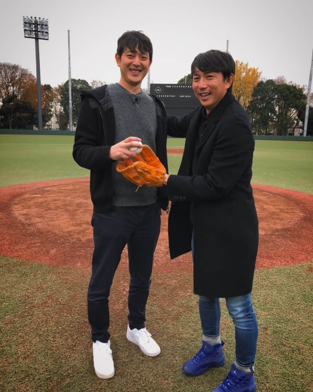 岩隈久志のインスタグラム：「ムネと☺️ 詳細は後日掲載します✨」