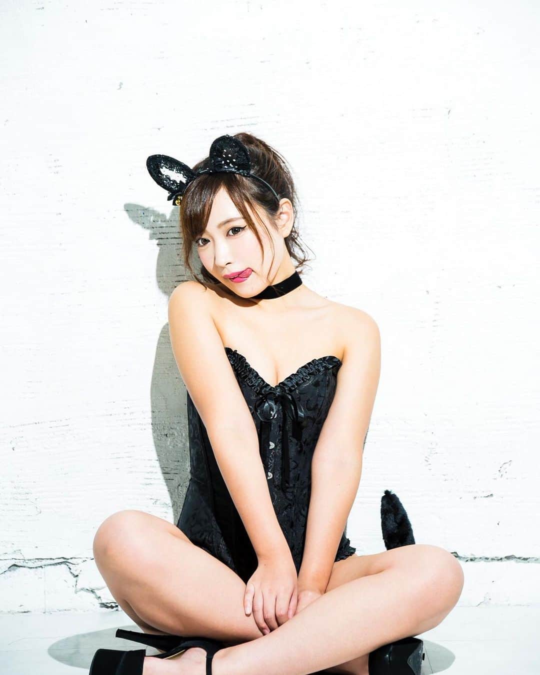 櫻美雪（旧さくらみゆき）さんのインスタグラム写真 - (櫻美雪（旧さくらみゆき）Instagram)「懐かしの ４年前かな🐈‍⬛  #av #av女優 #sexy #jav #catgirl #photo #セクシー女優 #写真 #さくらみゆき　#櫻美雪」12月9日 15時55分 - sakura12miyuki