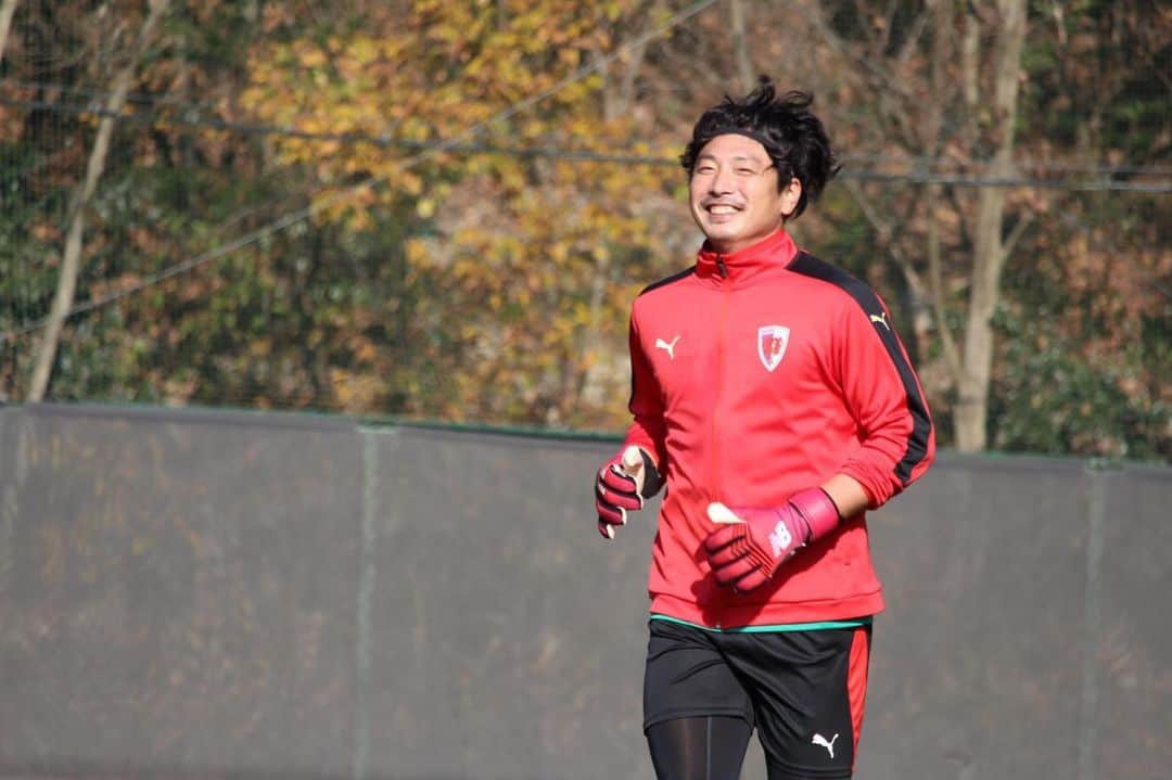 加藤順大のインスタグラム：「久々にこんな笑った〜。 今日から復帰しました！！ サッカー楽しいな。」