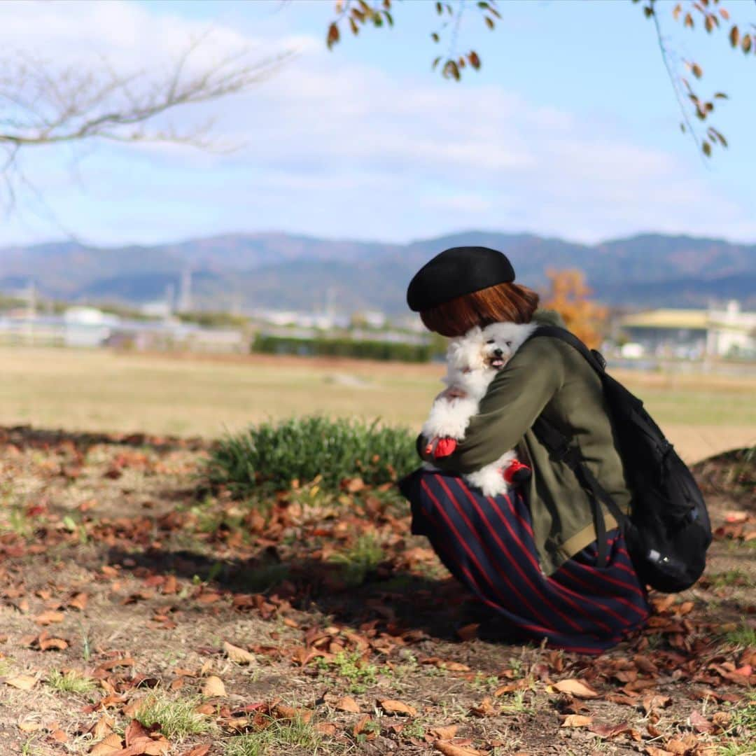 ゆうさんのインスタグラム写真 - (ゆうInstagram)「. . 少し前に撮ってもらった お気に入りの写真📷✨ . ムギュっとな❤️ . . . .」12月9日 17時29分 - ernie_pooh_