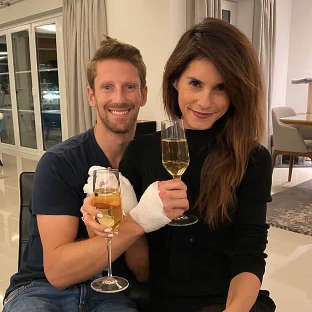 ロマン・グロージャンのインスタグラム：「Got my account back 🙏🙏🙏 (good excuse to be late on Marion's birthday message) Happy birthday to my love @mariongrosjean  Wasn't supposed to be home but glad I got to spend this 8th of December 2020 with my loved ones. #r8g」