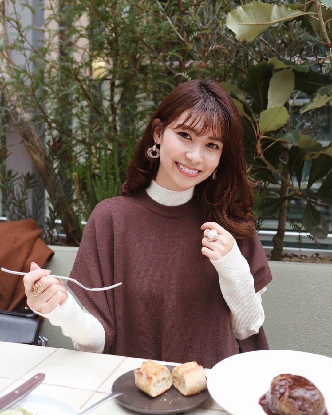 吉田奈央のグルメインスタ