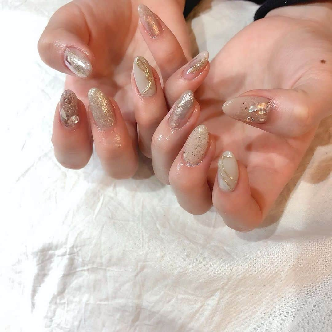 あきのインスタグラム：「. 今回もお任せネイル☺️ ほんと毎回かわいいの🧡 #nail」