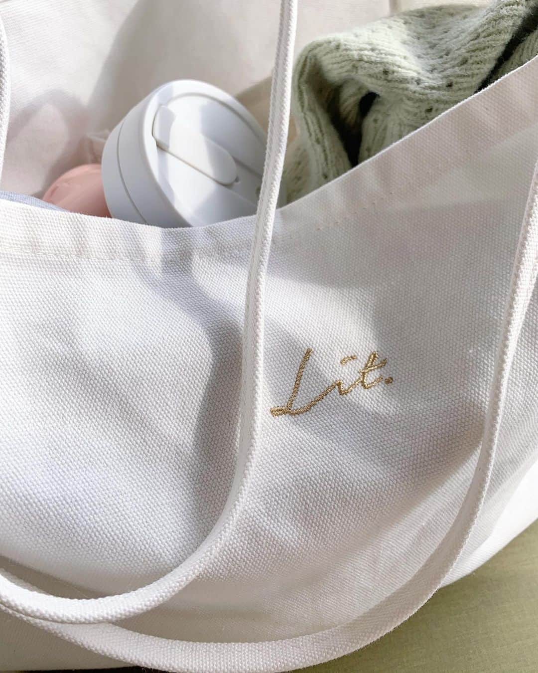 のインスタグラム：「このあと公開🦮..❤︎. #lit. @lit_offi」