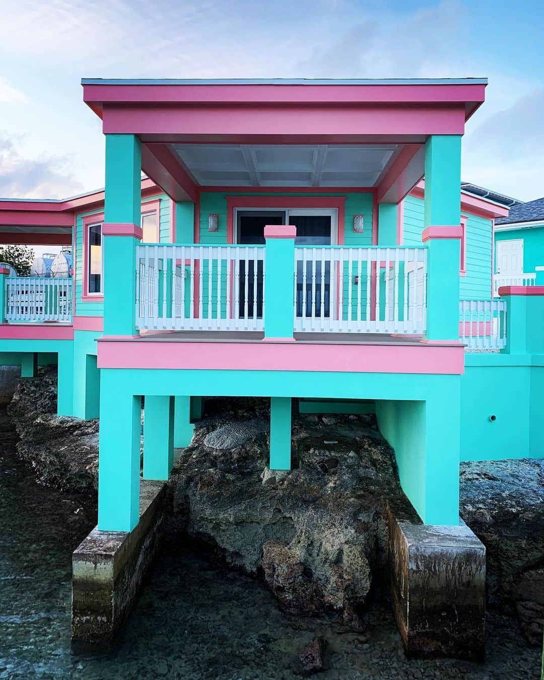 福本幸子さんのインスタグラム写真 - (福本幸子Instagram)「カリブ海の国々の色使いがたまらなく好き。I love the color of the Caribbean countries.」12月9日 18時19分 - okinawajudy