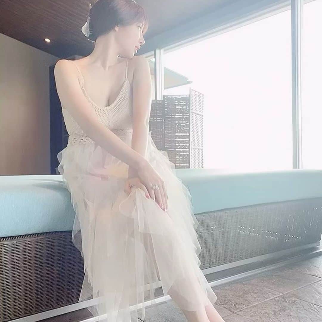 森下悠里さんのインスタグラム写真 - (森下悠里Instagram)「ふわふわドレス💓 - - #lilycloset #ootd #dress #op #sheer」12月9日 18時26分 - yuurimorishita