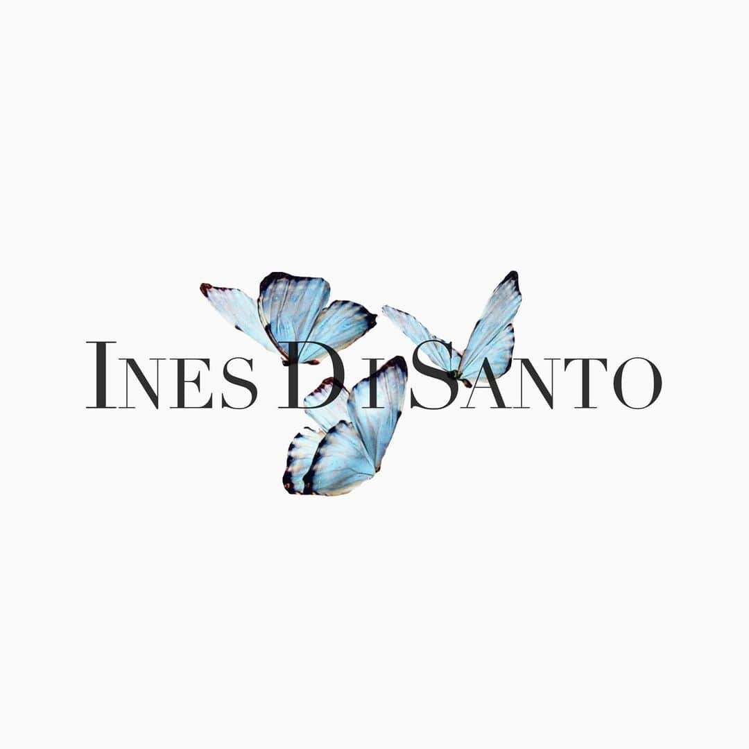 JUNOのインスタグラム：「花嫁からセレブリティまで﻿ 世界中の女性から愛される “INES DI SANTO”﻿ ﻿ ドラマティックな世界観で﻿ コレクション毎に ストーリーのあるコンセプトも﻿ 私たちをときめかせてくれます﻿ ﻿ Fall 2020 Collectionのコンセプトは﻿ “Under the Impression”﻿ ﻿ 柔らかな光の効果﻿ ニュアンスのある優しい色彩﻿ ﻿ まさに 印象派と呼ばれるアートを連想させる﻿ ドラマティックな世界観が表現されています﻿ ﻿ 是非一度 その美しさに触れてみて頂きたいと﻿ 日本の花嫁様へ 大切にお届けしたいブランドです﻿ ﻿ ﻿ #inesdisanto﻿ #MARCHESA﻿ #antonioriva﻿ #naeemkhan﻿ #inmaculada﻿ #kennethpool﻿ #zacposen﻿ #juno﻿ #junowedding﻿ #wedding﻿ #weddingdress﻿ #viktorandrolf ﻿ #lenamedoyeff ﻿ #ジュノ﻿ #ウエディング﻿ #ウェディング﻿ #ウエディングドレス﻿ #ウェディングドレス﻿ #ドレス﻿ #プレ花嫁﻿ #2020冬婚﻿ #2021春婚﻿ #福岡花嫁﻿ #東京花嫁﻿ #九州花嫁﻿ #関東花嫁」