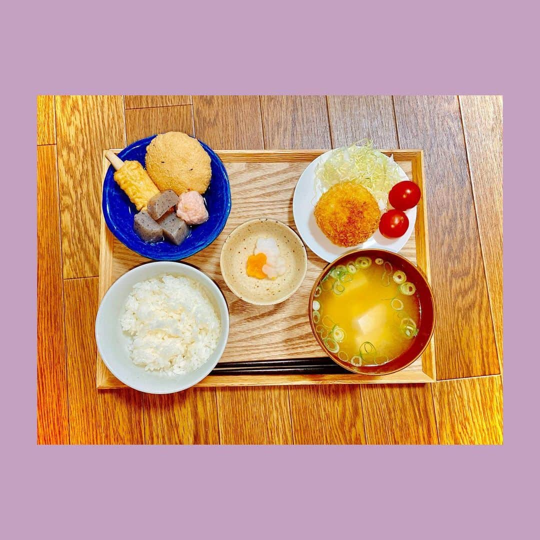 福島雪菜さんのインスタグラム写真 - (福島雪菜Instagram)「今日の晩ごはん( ˶˙ᵕ˙˶ ) * ✧コロッケ ✧お豆腐のお味噌汁 ✧おでん ✧白米 ✧人参と大根の甘酢漬け * * #手料理❤️ #おうちごはん」12月9日 19時07分 - yukina_fukusima