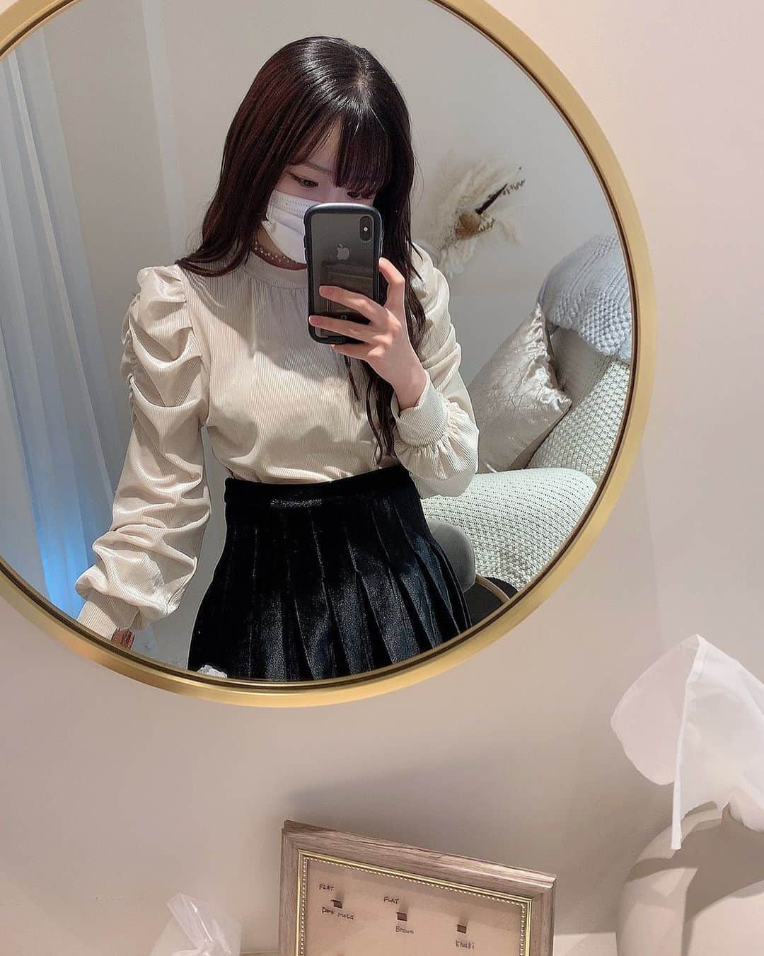 平野夢来（ゆぴぴ）のインスタグラム：「可愛いお洋服きてお出かけした🐑  #ゆぴぴこーで」
