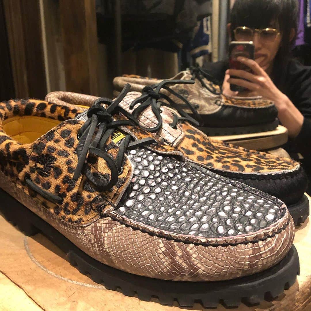 のインスタグラム：「新しい靴が可愛すぎてしんどい  Timberland×ChinatownMarket  #TimberLand #chinatownmarket」
