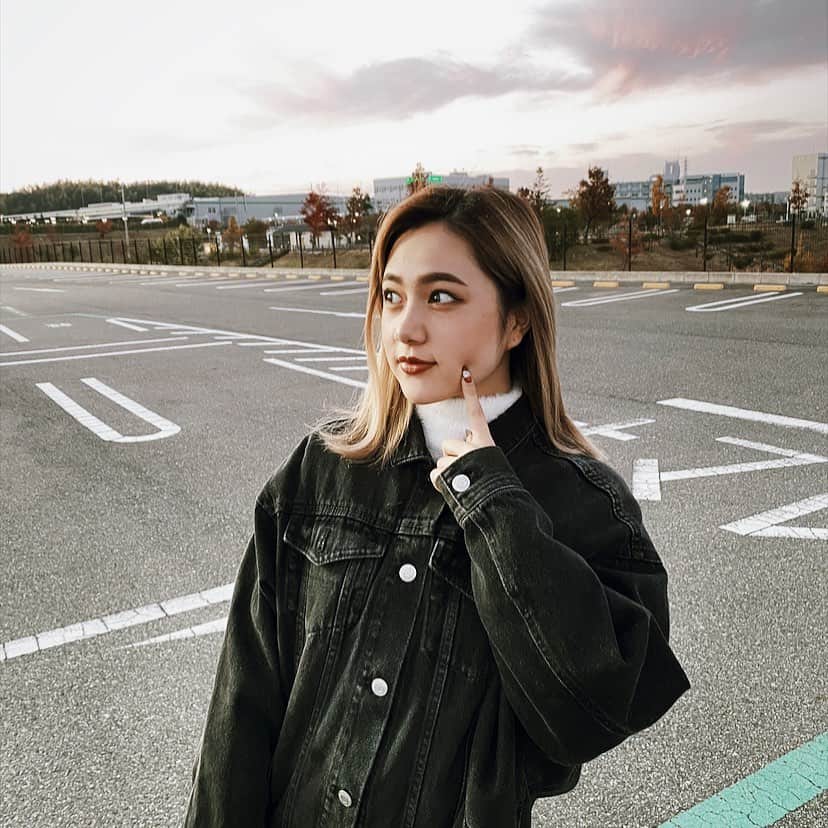 のインスタグラム：「・ ・ 明日やっと髪の毛染めるの^ ^ 楽しみ楽しみ★ ・ ・ #まだ決めてないけど」