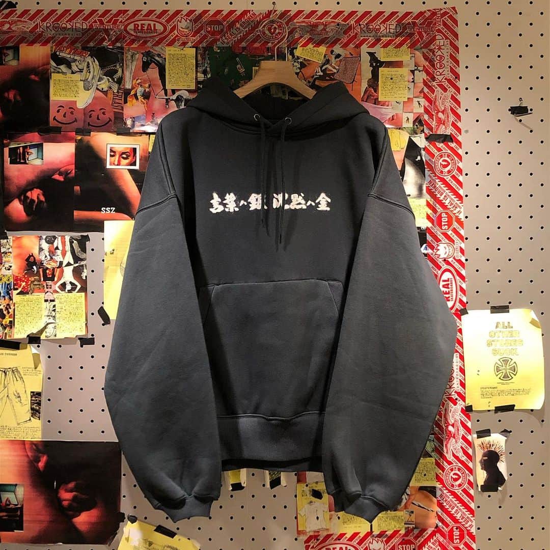 BEAMS JAPANさんのインスタグラム写真 - (BEAMS JAPANInstagram)「＜TIGHTBOOTH＞×＜THA BLUE HERB＞ Mens SILVER & GOLD HOODIE ¥17,000+TAX Item No.11-13-4205 BEAMS JAPAN 2F ☎︎03-5368-7317 @beams_japan #tightbooth  #thablueherb  #beams #beamssurfandsk8 #beamsjapan #beamsjapan2nd Instagram for New Arrivals Blog for Recommended Items」12月9日 20時15分 - beams_japan