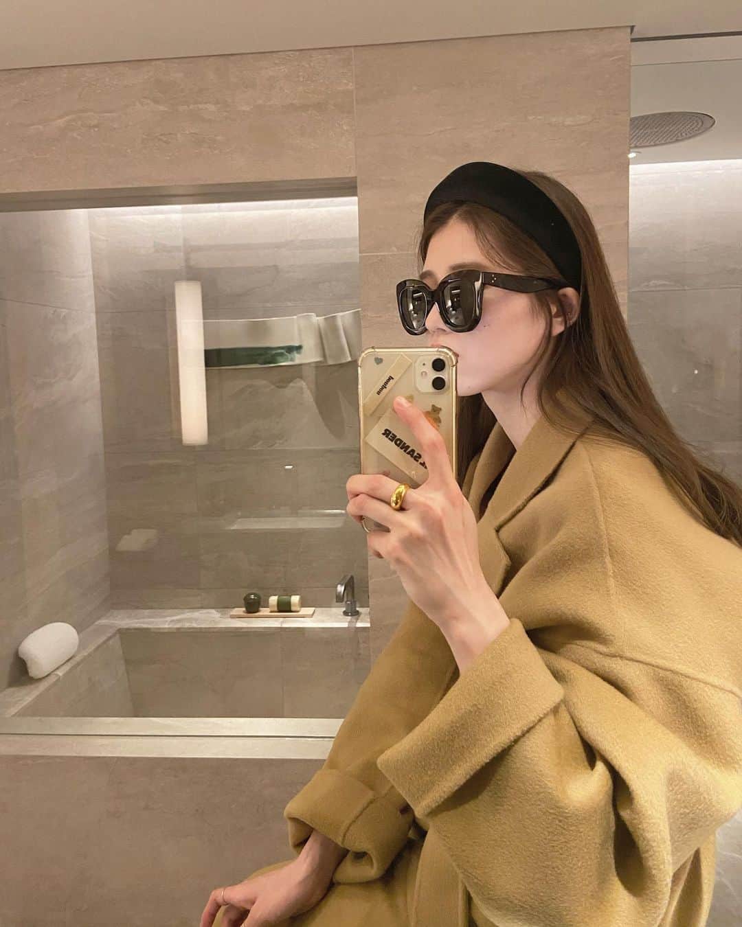i am aiのインスタグラム：「hotel stay 🤍🧳🛕🏛 ㅤㅤㅤㅤㅤㅤㅤㅤㅤㅤㅤㅤㅤ すっごく良かったのでまた書きますね🤲🏻💕 ホテルを存分に満喫しました。 ㅤㅤㅤㅤㅤㅤㅤㅤㅤㅤㅤㅤㅤ #hotelstay #hotelthemitsuikyoto #호캉스」