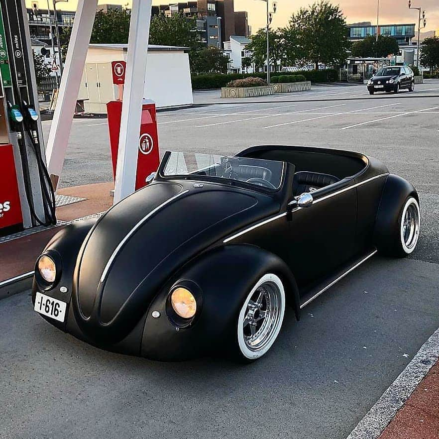 Classics Dailyさんのインスタグラム写真 - (Classics DailyInstagram)「#ClassicsFeature _____ Killer VW Bug @danni.k.k _____ #classiccar #hotrod #protouring #prostreet #restomod #classicsdaily #streetrod #streetcar #customcar #hotrods #vw #bug #vwbug」12月10日 7時13分 - classicsdaily