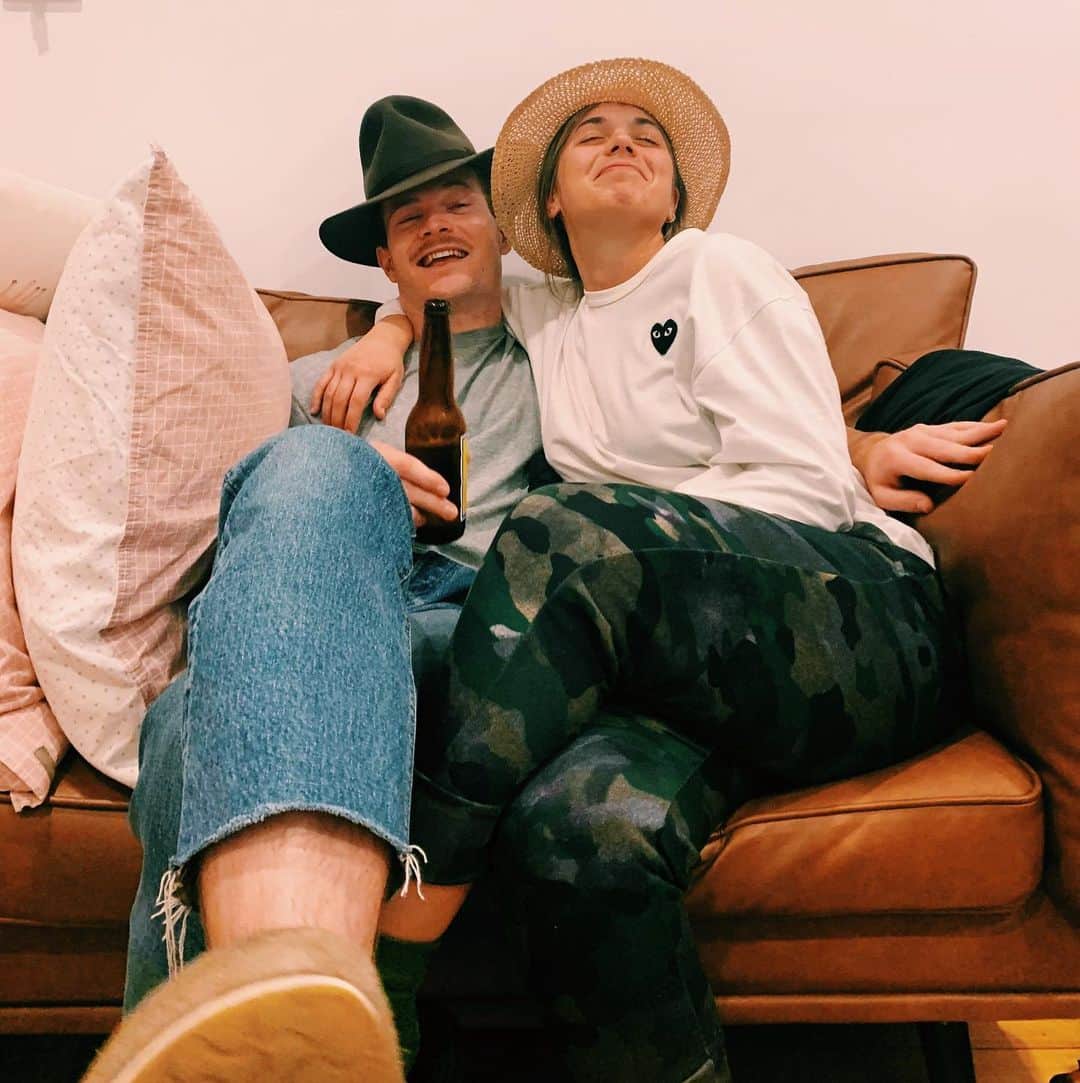 フィービー・ディ・トマソのインスタグラム：「HBD 👑 @patrickupthere  LY longtime ❤️  #birthdaybebe」